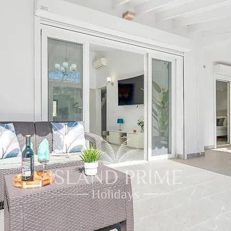 Villa Family In A Heated Pool Complex In Golf Del Sur Fv4 San Miguel de Abona