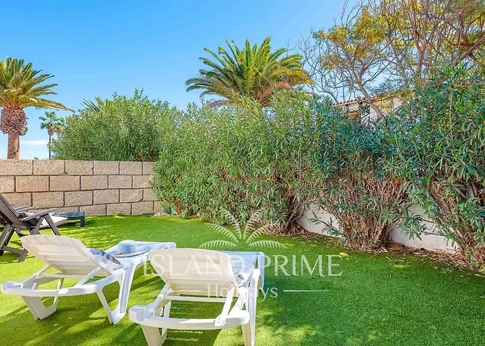 Family In A Heated Pool Complex In Golf Del Sur Fv4 Villa *