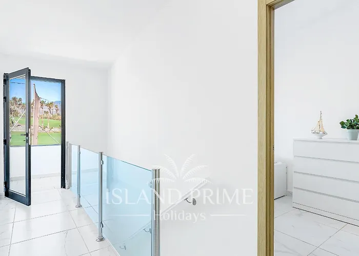 Villa Family In A Heated Pool Complex In Golf Del Sur Fv4 San Miguel de Abona